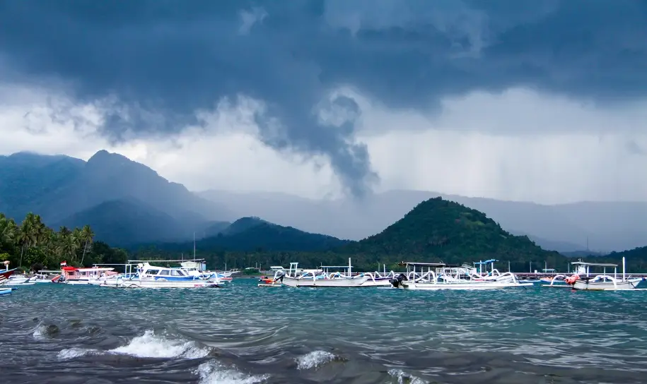 巴里島雨季