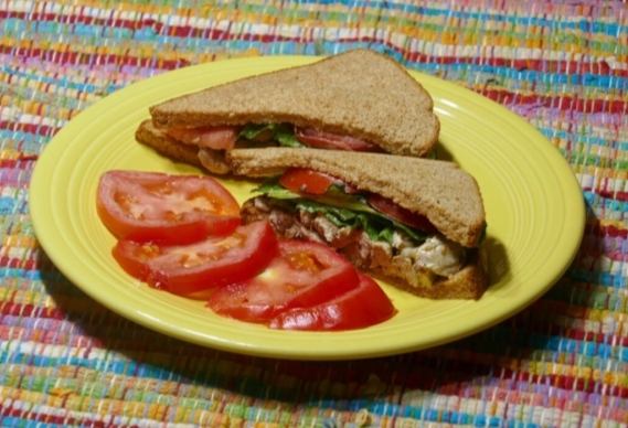 雞肉沙拉三明治 做法