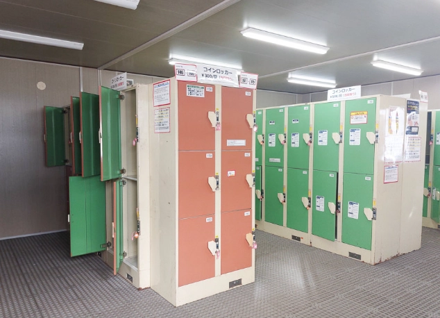 岩原滑雪行李寄存