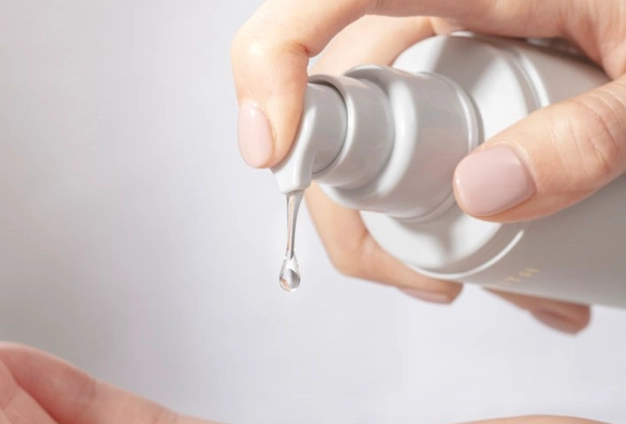 保濕噴霧 化妝水 差異