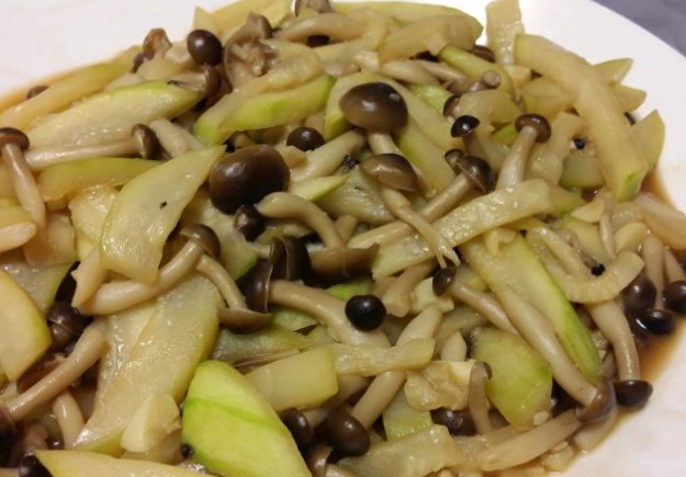 節瓜炒金針菇 營養