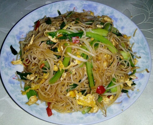 素食炒米粉做法