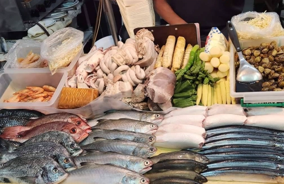 高雄新興區美食