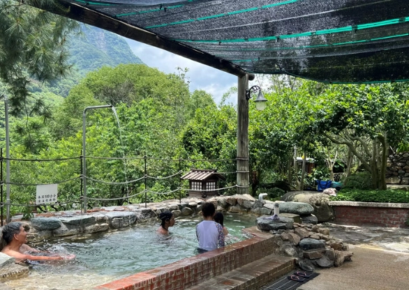 南投溫泉公共池